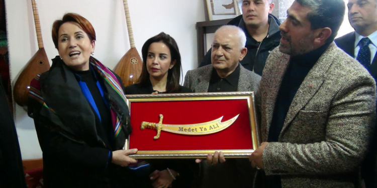 5a50ecf7c9de3d179ce72877