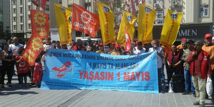 2f32c570 b1a3 4b85 a7e9 16d982402b6b