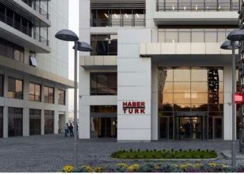 8eb8971c d69d 48d1 9632 46597e1cb321