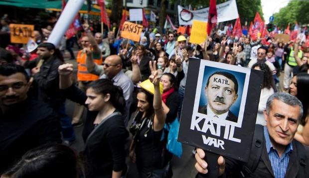 6348c714c1d89745b91bead88f130a12bad553d7