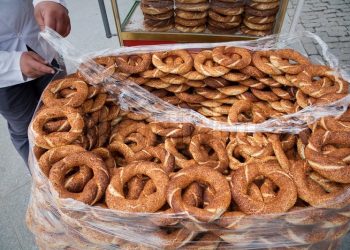 800px COLOURBOX3953778