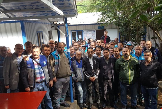 beşiktaş belediyesi temizlik işçileri.jpg