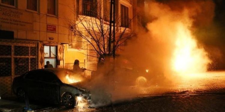 20181110 arac kundaklama talatpasa arac yakma saldiri gece yarisi89ae7f image