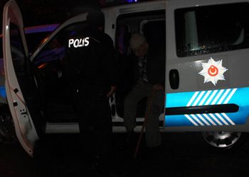 polis defa karakola degil camiye goturdu