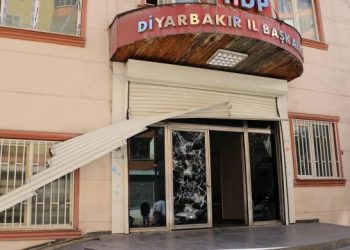 690x390cc dyb 12 03 2019 aclik grevi gozalti