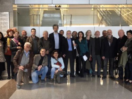 akademisyenler hapis cezasi AA