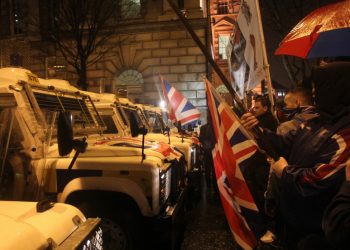 130108113524 01 northern ireland protest horizontal large gallery