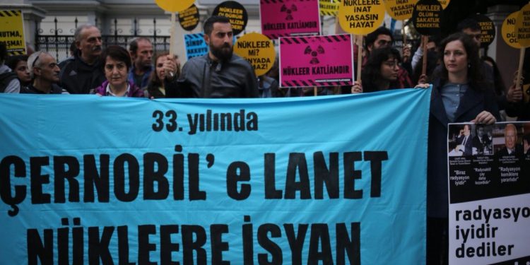 33. yılından Çernobili anma