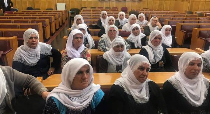 690x390cc ank 14 05 2019 anneler mecliste oturma eylemi1