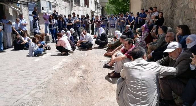 690x390cc dyb 08 05 2019 tutuklu aileleri engelleme3