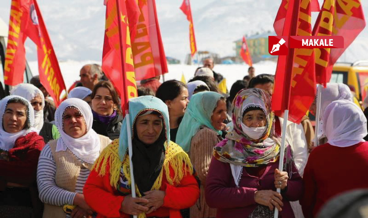 KİTLELER DERYASINA 01