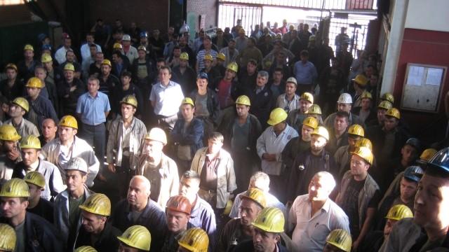 auto genel maden iscileri sendikasi genel bas 6746335 x o