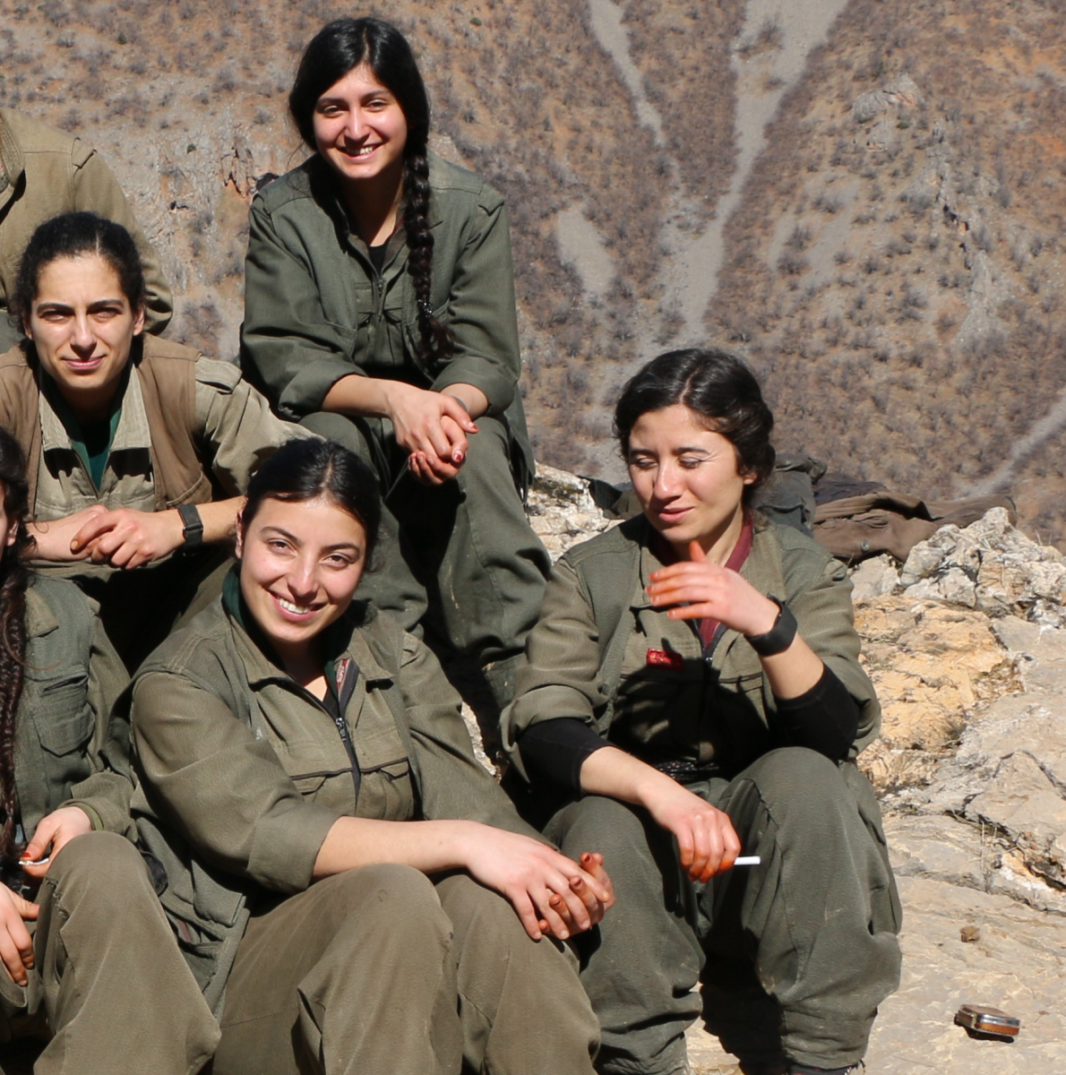 Çiğdem Özlem Zilan ve Ekin yoldaşlar