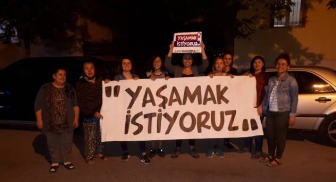 690x390cc ank 21 09 2019 gozaltina alinan kadinlar serbest