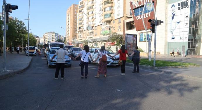 690x390cc dyb 05 09 2019 yurttaslar insan zinciri2