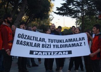 Dc1O0MxX0AAd1uh 640x375