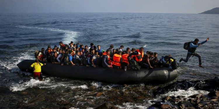 fd0bbc056f6344f68e0d8a47183f4bea 18