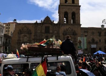 bolivya polis saldiri direnis