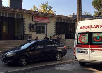 sozlesmeli olarak calisan ogretmen yasadigi mobbing nedeniyle yasamina son verdi 648011 5