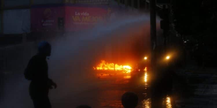 A UNO 1140351 816x428