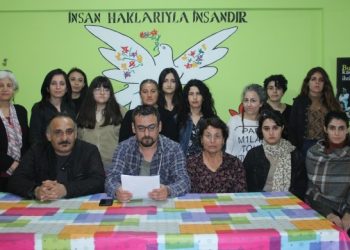 690x390cc hty 10 03 2020 hatay ogrenciler baski ihd basin toplantisi1