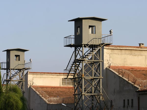 devrimci tutsaklar surgun sevk iskence AA