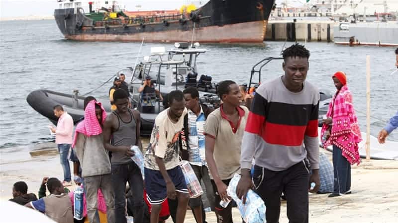 62056159cc714f318cf62fb683b3a517 18