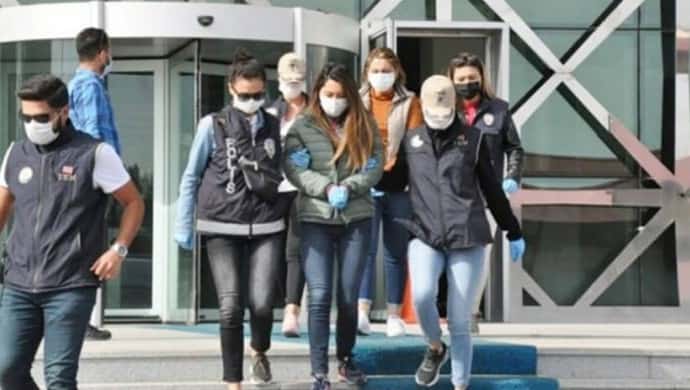 690x390cc kars 081020 sevin alaca adliye