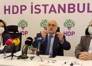 hdp istanbul il binasinda 4 adet bocek bulundu 814289 5