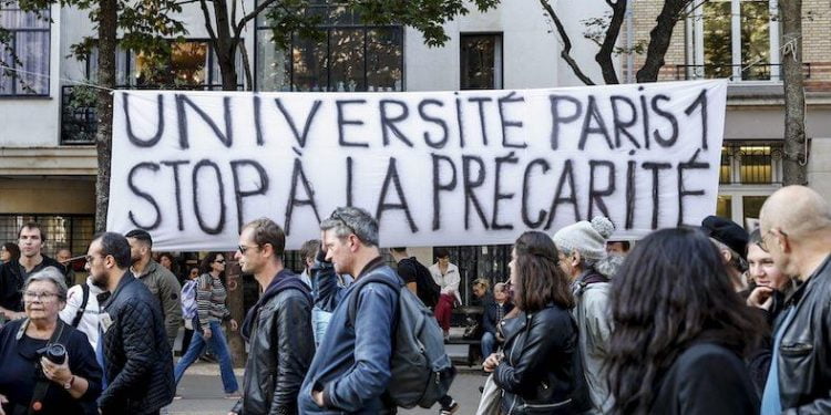 etudiants precarite rapport exclusif