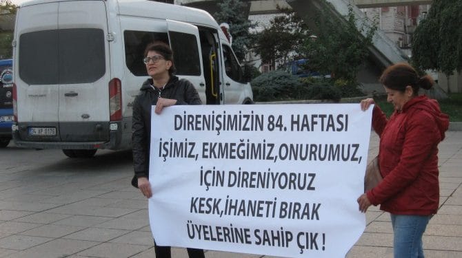 nursel ve selvi ogretmen isi icin yine meydana cikti yine gozaltina alindi 2 262