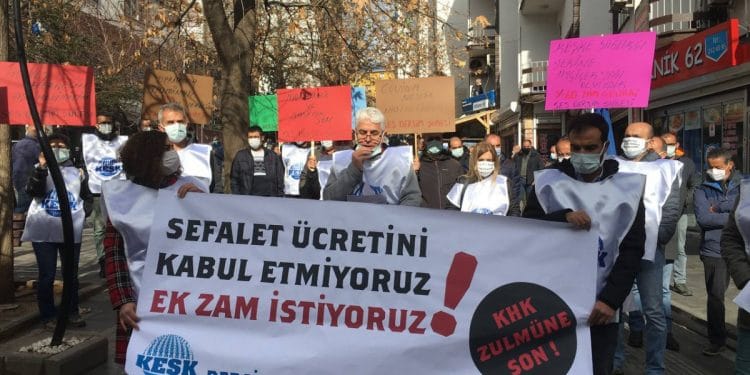 photo5767338250812372515