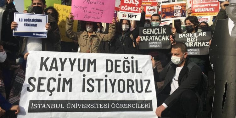 photo6043940823348916949