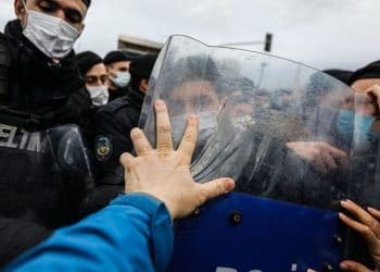 AwPqsuiAuzXd42J4lpD2SF0uHplsqQrNKgkFgwsK