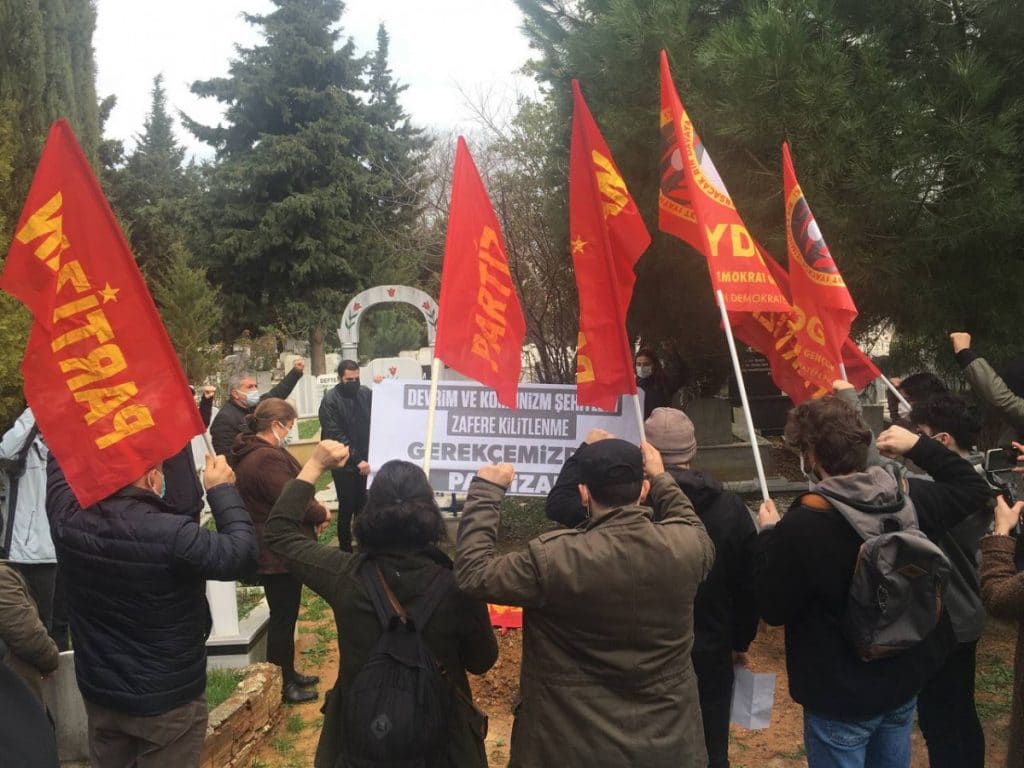 photo5823288575028999937