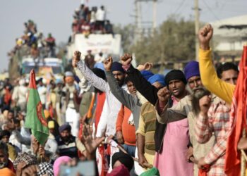 201201004153 02 india farmers protest 1130 super tease