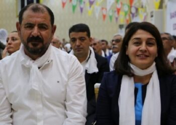 61bec5564c29ef257ee88a5e9c656a46 L