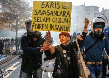 EvbDULlXEAImBw