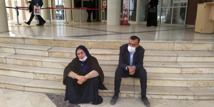 jtNLkFv7vI5V4TZHuQjzkHv2ynn2GiBh93JOd698