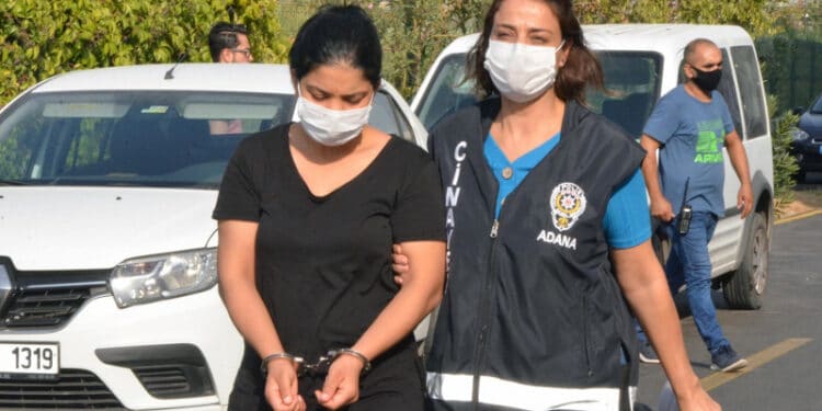 etha 20210413 fikriye ozbek