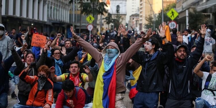 54f19bd76fe64a4aa069d9fe9e9494b7 18