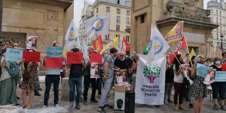 5d26027ede8121b9f7375d1376d708d1