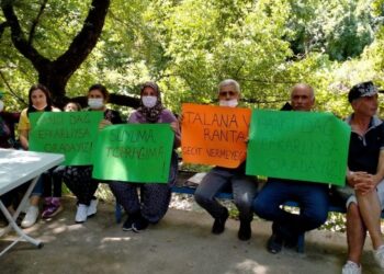 690x390cc ada 10 07 2021 antalya protesto3