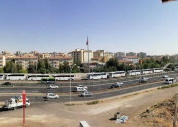 690x390cc mrk 09 07 2021 diyarbakir polis yigini