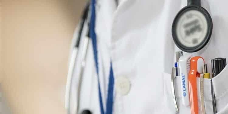 thumbs b c fd42aab74a5c748737130afe92740055