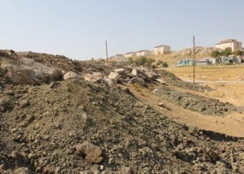 690x390cc v 24 08 2021 ermeni mezarligi yikildi1