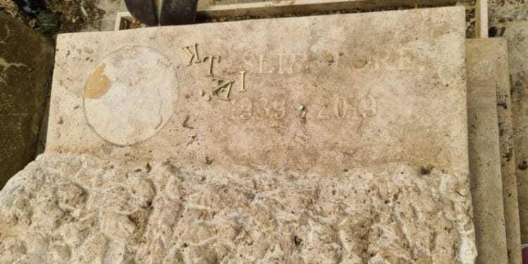 7fkpAyz5lsFVyv7UuWgqI1l0dVGij1cEVJRaliFp