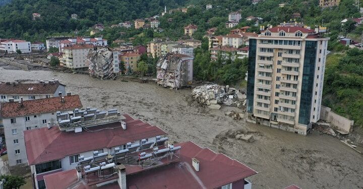 bati karadeniz deki sel felaketinde son durum 4 can kaybi 1 kisi araniyor 909341 5