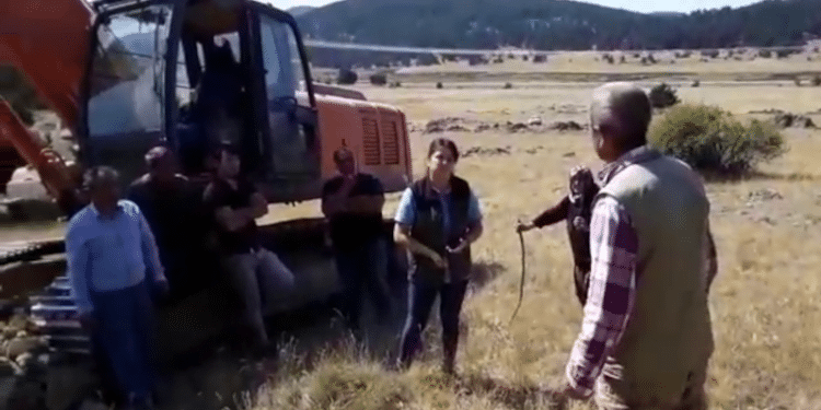 etha 20210824 koyluler madeneizinvermedi.jpg