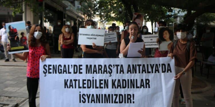 photo5785222915539712331